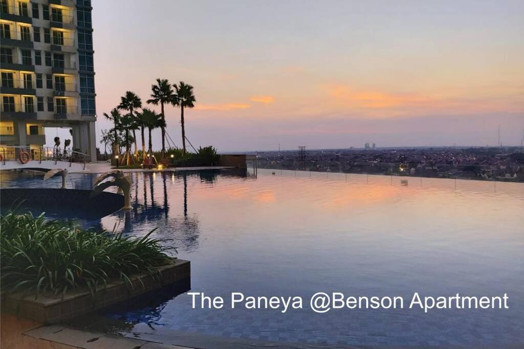 The Paneya @Benson Apartment สุราบายา ภายนอก รูปภาพ