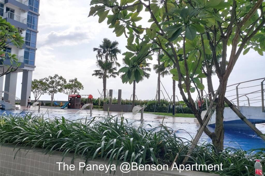 The Paneya @Benson Apartment สุราบายา ภายนอก รูปภาพ