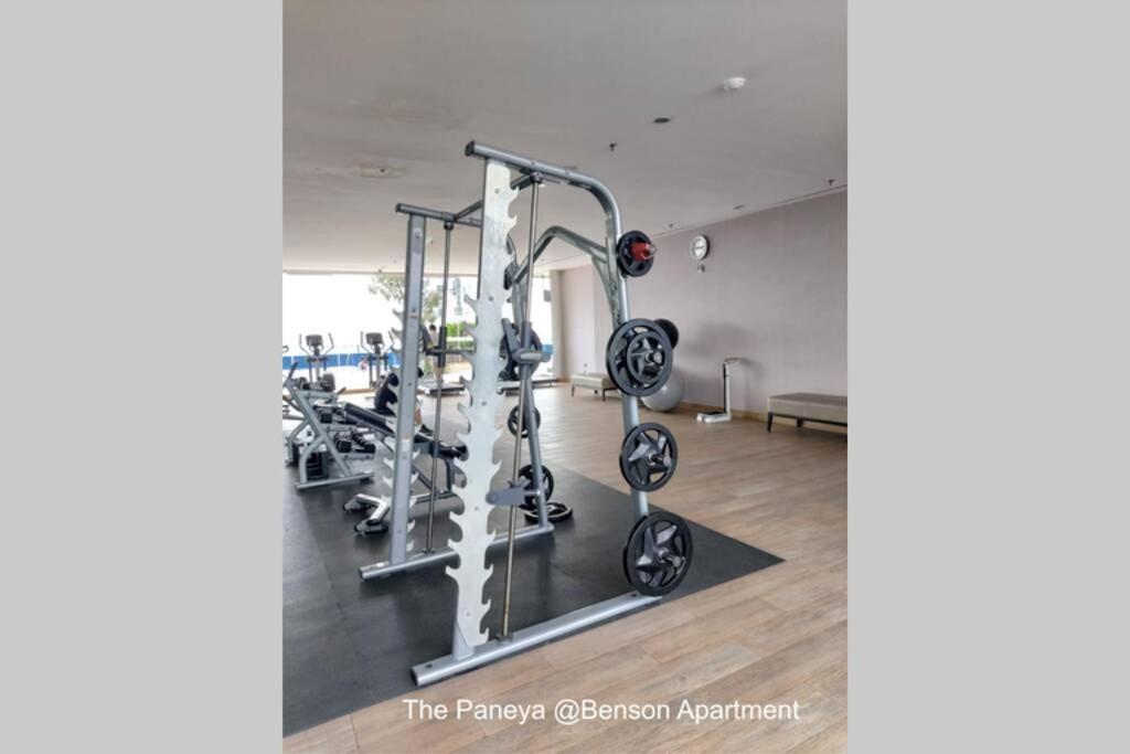The Paneya @Benson Apartment สุราบายา ภายนอก รูปภาพ